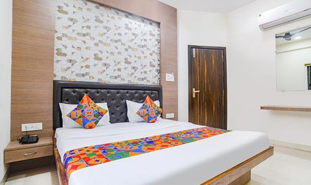 Stayzy Evanka Indore Exterior photo