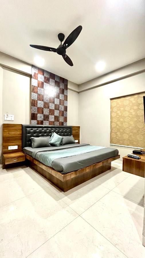 Stayzy Evanka Indore Exterior photo